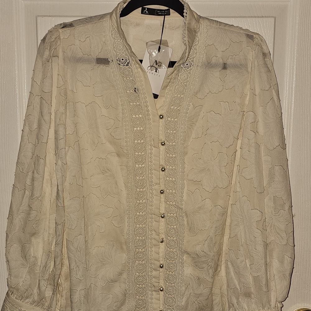 Elegant Cream Blouse with Floral Embroidery